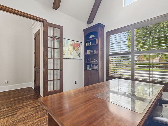 5th image of 425 Waterford Ln