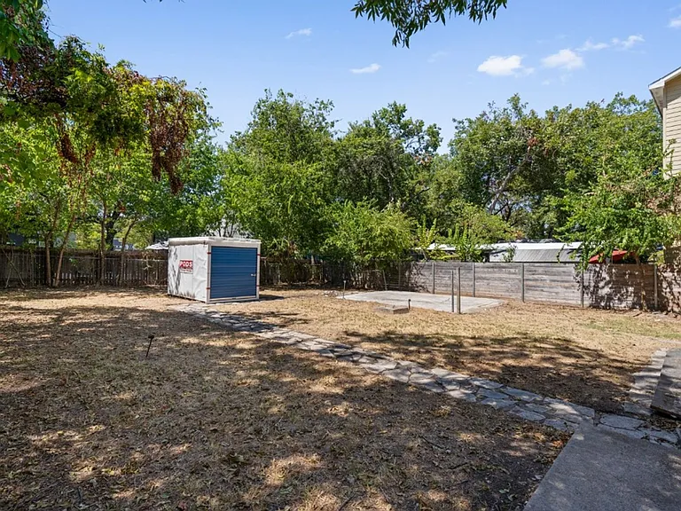1500 Newning Ave — Photo 23