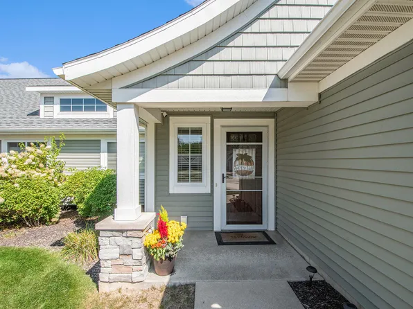 3381 Stormy Creek Dr SE, Kentwood, MI 49512