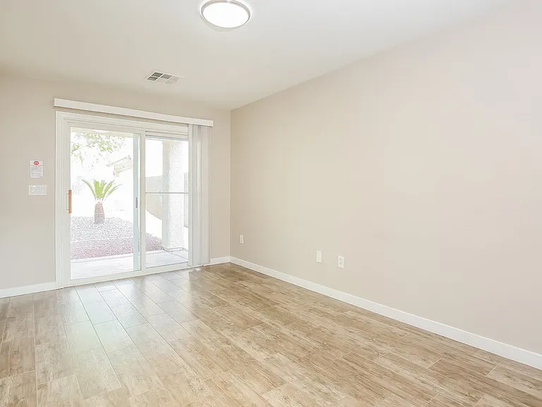 5347 S Galanthus St — Photo 9