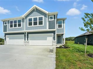 19714 W 195th Pl, Spring Hill, KS 66083