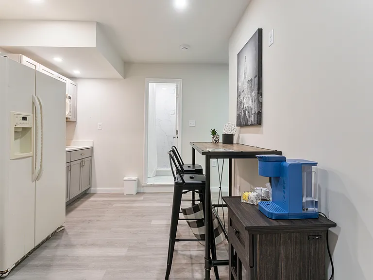 2 Webster Ct — Photo 5