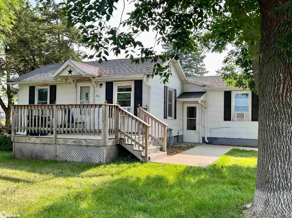 210 Georgetown Rd, Iowa Falls, IA 50126