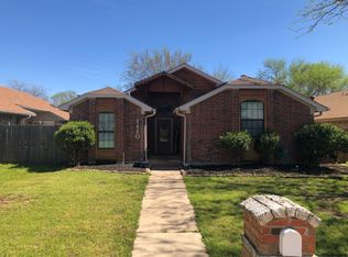 1110 Appleton Dr, Mansfield, TX 76063