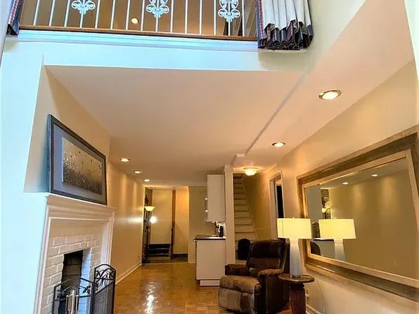 413 East 85th Street image 1 of 6