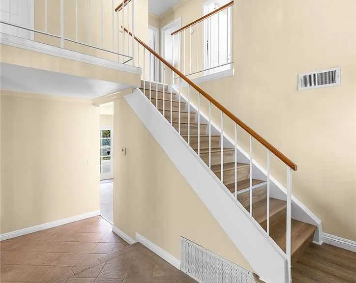 23239 Forest Canyon Dr — Photo 3