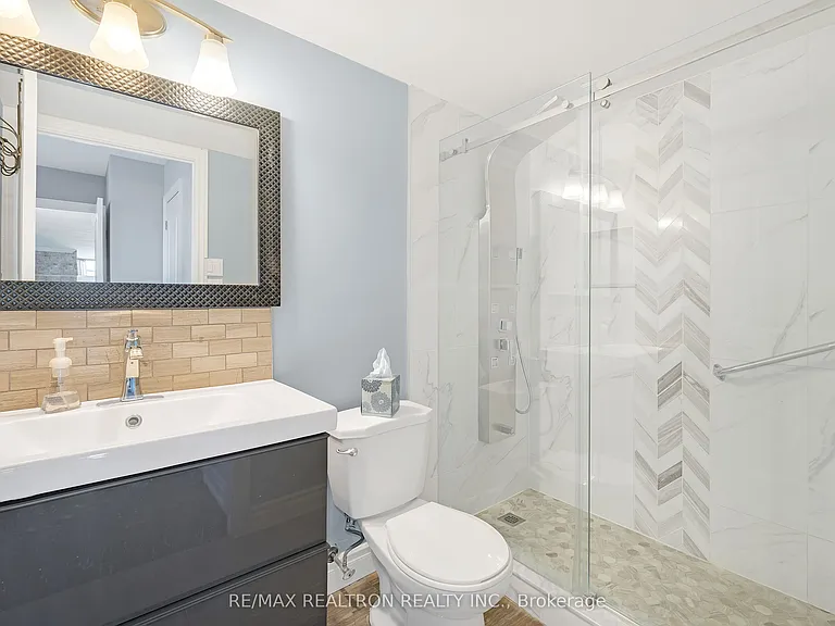 100 Antibes Dr #607 — Photo 23