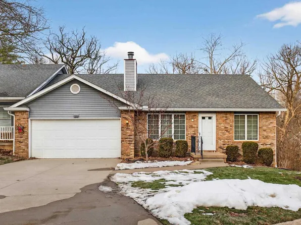 4000 46th Street Ct #5, Rock Island, IL 61201