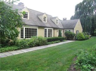 91 Stoner Dr, West Hartford, CT 06107
