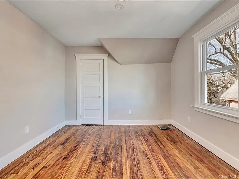 22 Hubinger St #3 — Photo 12
