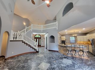 516 Lakeview St, Mary Esther, FL 32569