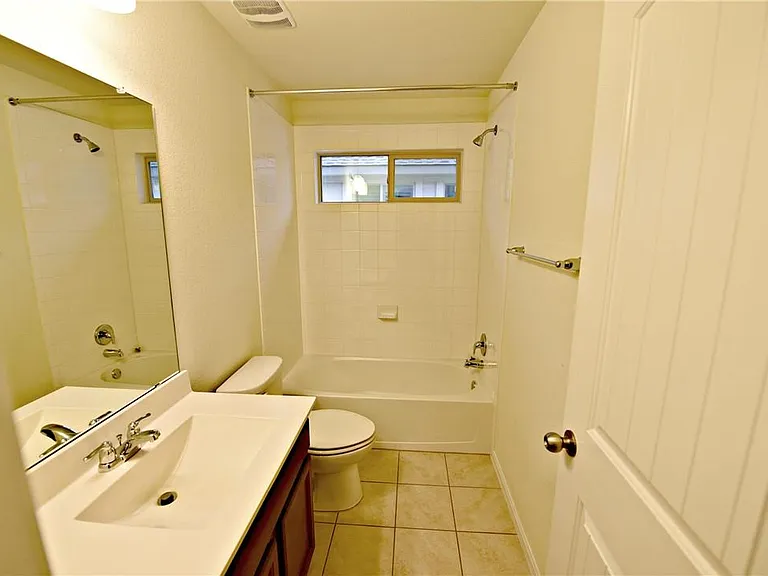 2445 Etta May Ln — Photo 22