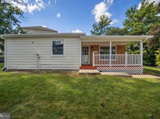 9601 Oakwood Ave, Lanham, MD