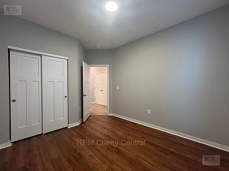 7089 Ashford Way — Photo 5