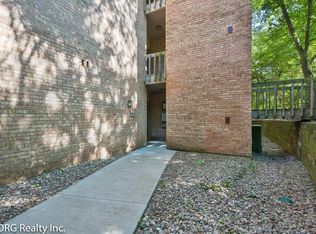 5904 Forest View Rd APT 1E, Lisle, IL 60532