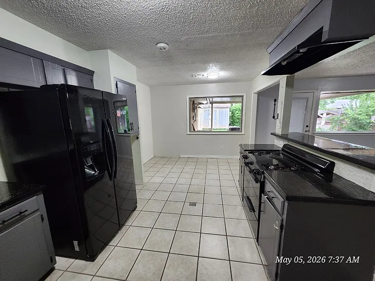 1317 SW 69th St — Photo 12