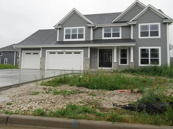W238N5534 Fieldstone Pass CIRCLE, Sussex, WI 53089