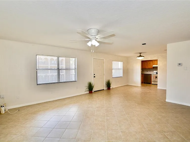 6150 Gulfport Blvd S — Photo 13
