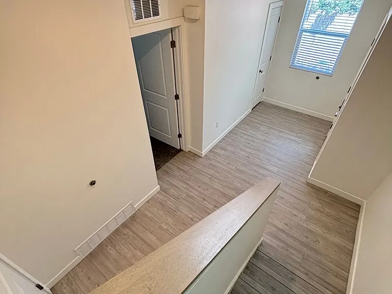 Woods Rose Townhomes — Photo 14