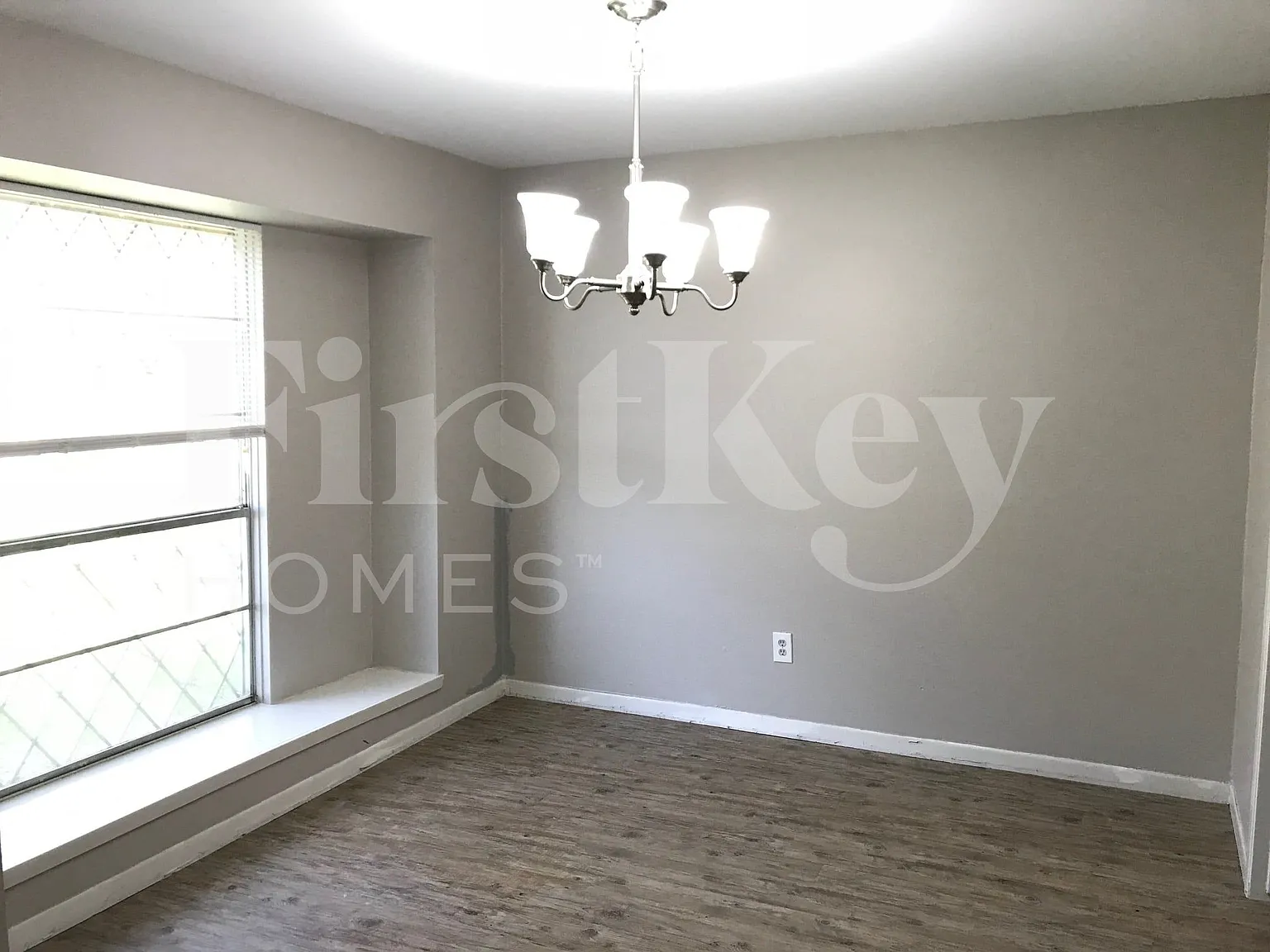 4 bed, 2.0 bath, 1617 sqft, $1,580 — Photo 3