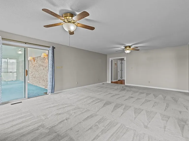 6012 Cardinal Dr — Photo 12