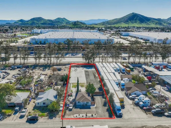 17969 Taylor Ave, Bloomington, CA 92316