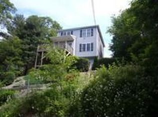 42 Pine Cliff Rd, Weymouth, MA 02189