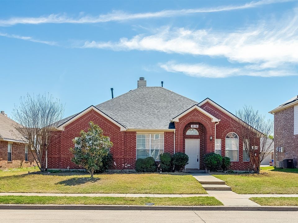 1st image of 1510 Autumnmist Dr