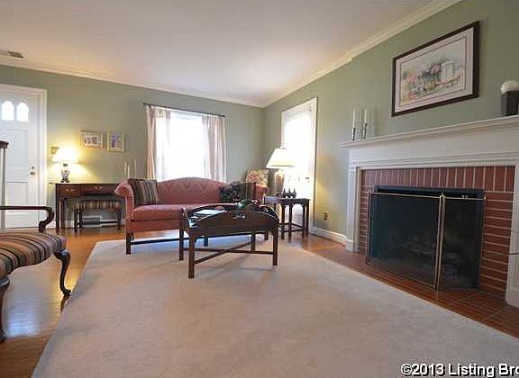4th image of 2022 Winston Ave