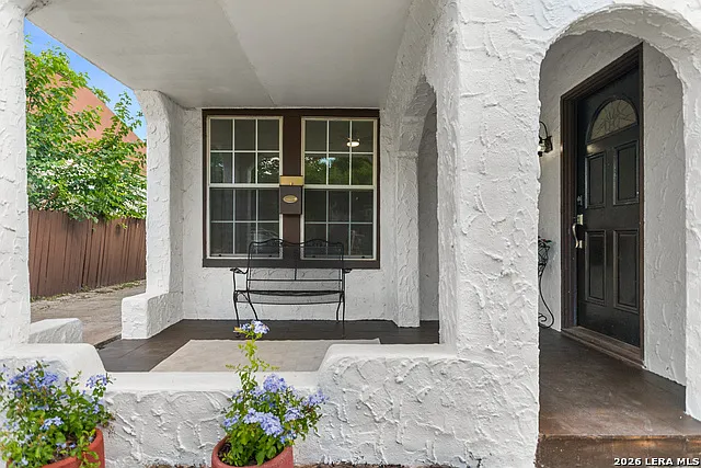 1822 W Magnolia Ave — Photo 6