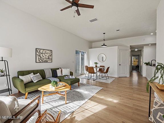 5th image of 12737 ARIANA Court