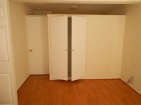 4th image of 541 S El Molino Ave APT E