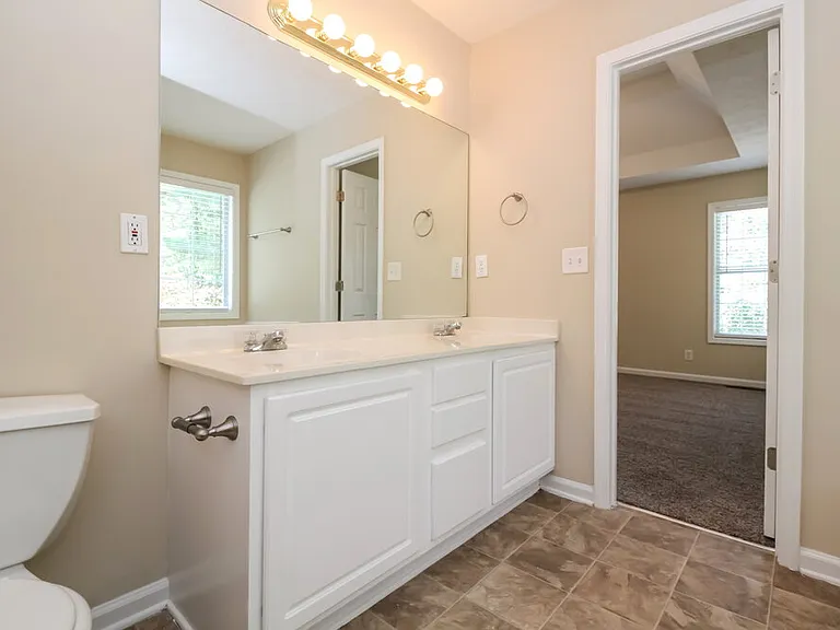 9385 Eagles Landing Dr — Photo 23