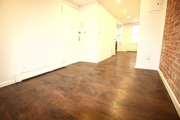 Rented by (Legacy) NY 101, Inc. | media 3