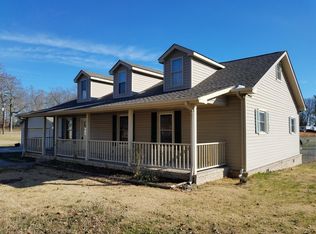 1824 Riley Creek Rd, Normandy, TN 37360