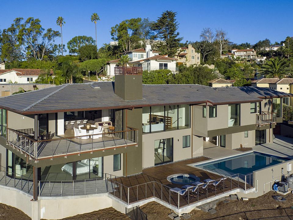 1st image of 20 Camino Verde