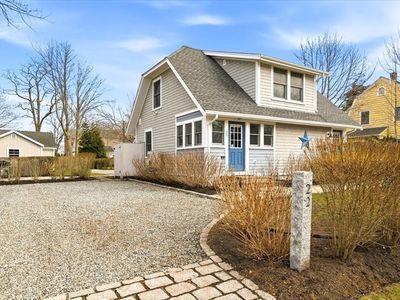 20 Nye Rd, Falmouth, MA, 02540