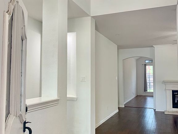 3rd image of 635 Park Highlands Dr