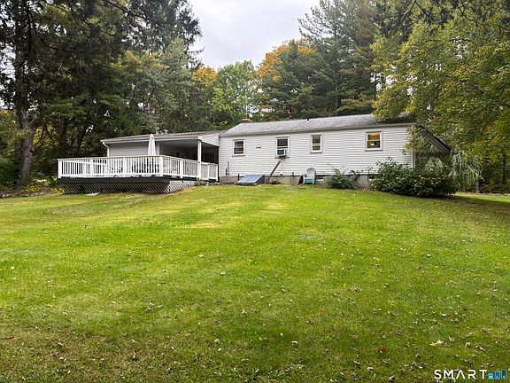 2nd image of 1485 North River Road