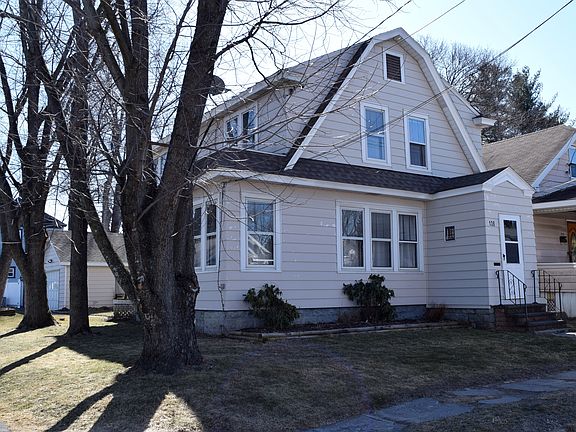 2nd image of 138 N Toll St