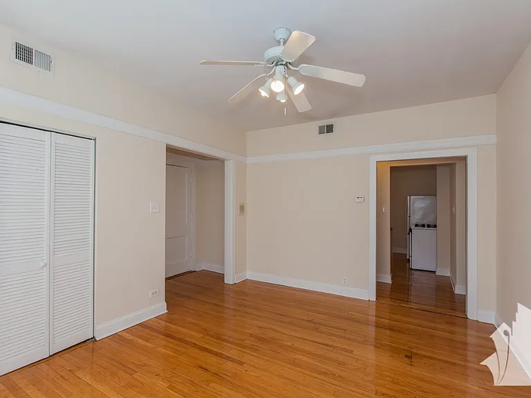 853 W Cornelia Ave #1S — Photo 9