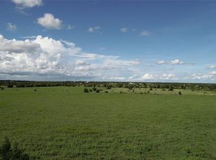 524 Hackemack Rd, Round Top, TX 78954