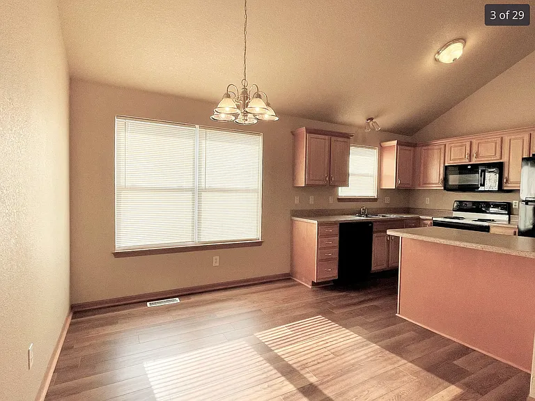 1973 S Powahatan Ct — Photo 3