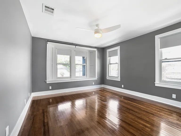 903 W Mary St — Photo 12