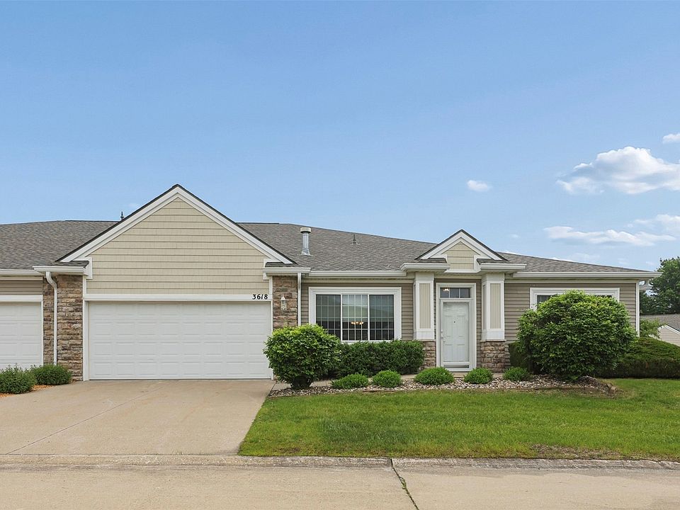 1st image of 3618 NE Cottonwood Ln