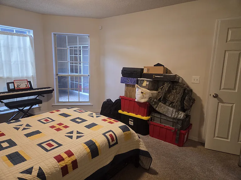 downstairs bedroom.