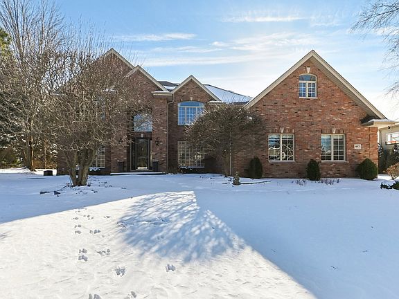 3rd image of 11683 Coquille Dr