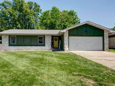 3636 S Walnut Hill Drive, Springfield, MO, 65807