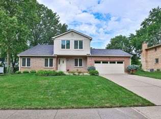 8733 Apalachee Dr, Cincinnati, OH 45249