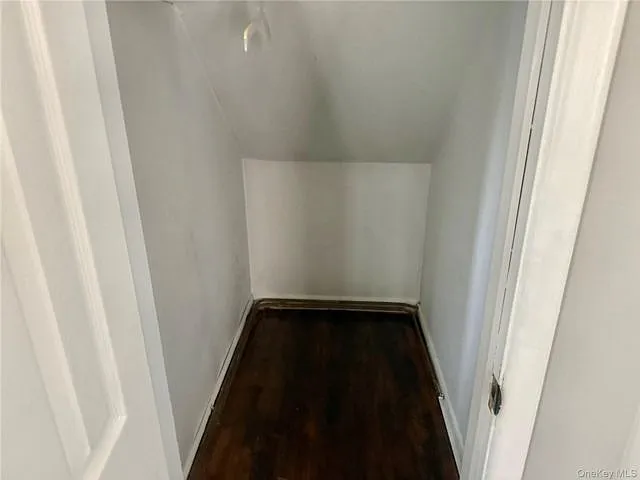 2 bed, 1.0 bath, $2,800 — Photo 3